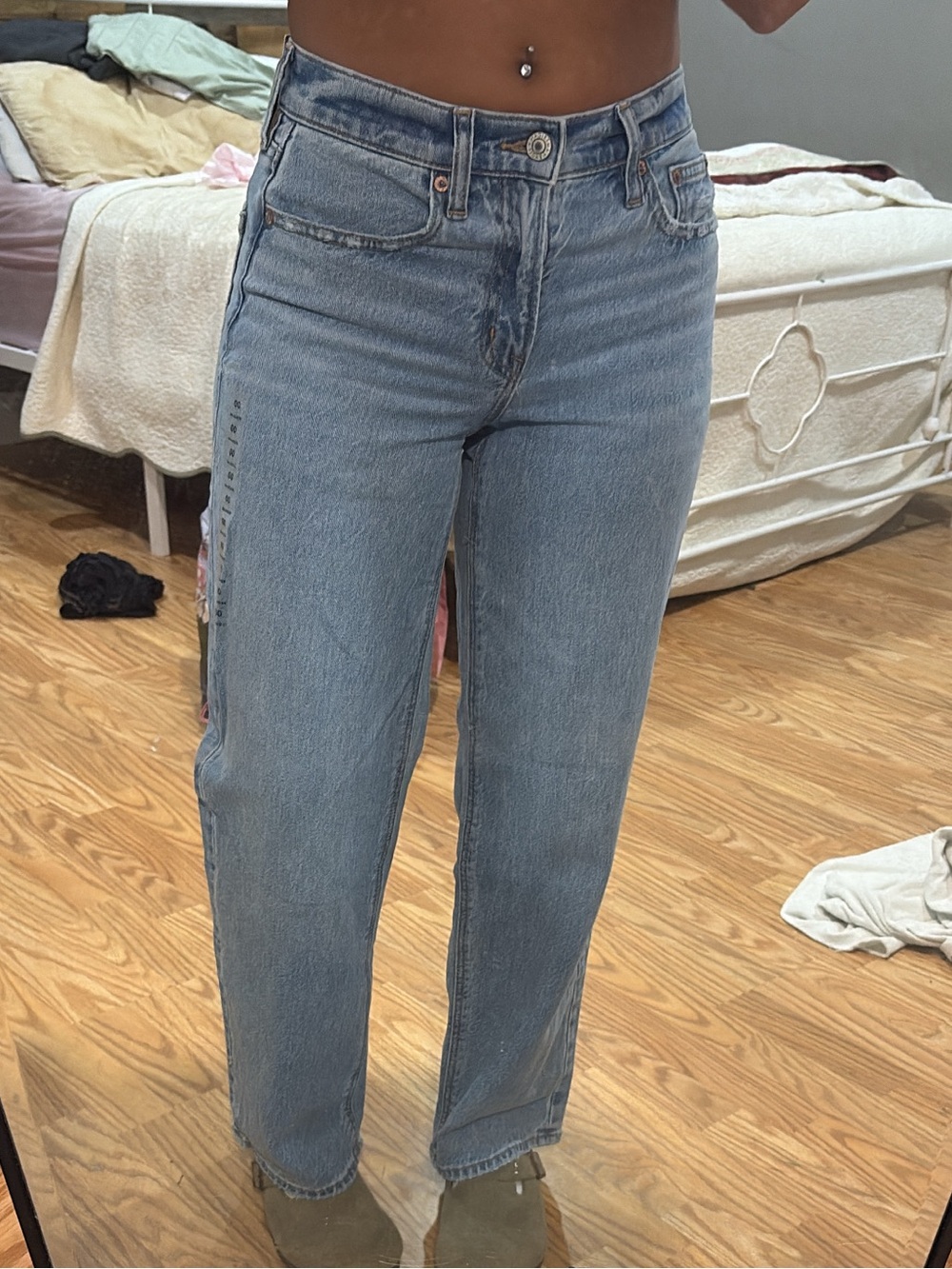 American Eagle Outfitters Light Blue Straight Leg Jeans - Women